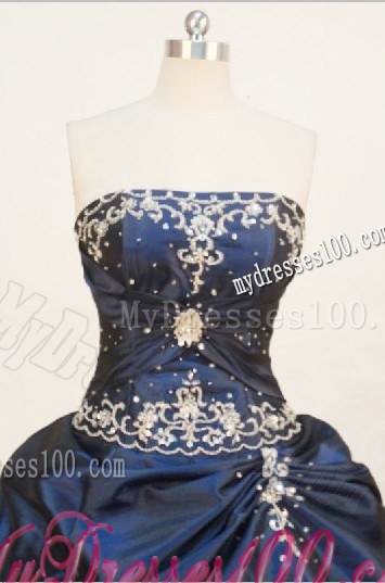 Lace Up Back Sweet 15 Dresses with Appliques and Pick-ups